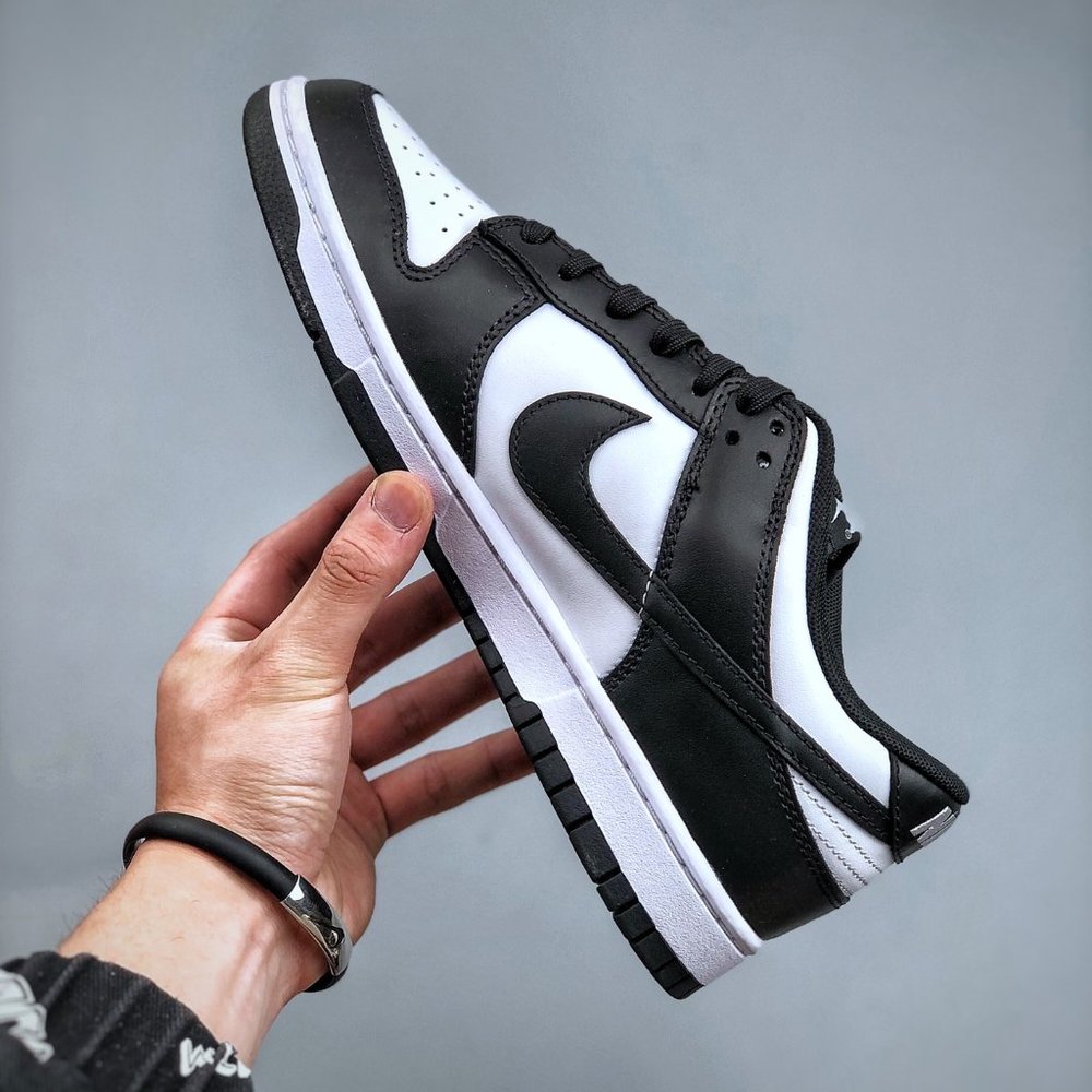 Nike Dunk Low Retro White Black Panda Women Size 6.5 - Picture 1 of 9